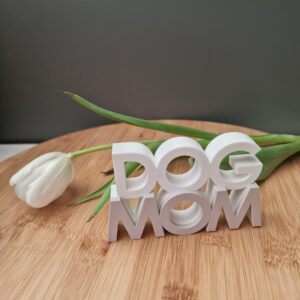 DOG MOM