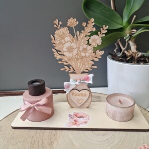 Houten vaas met geurparfum en geurkaarsje