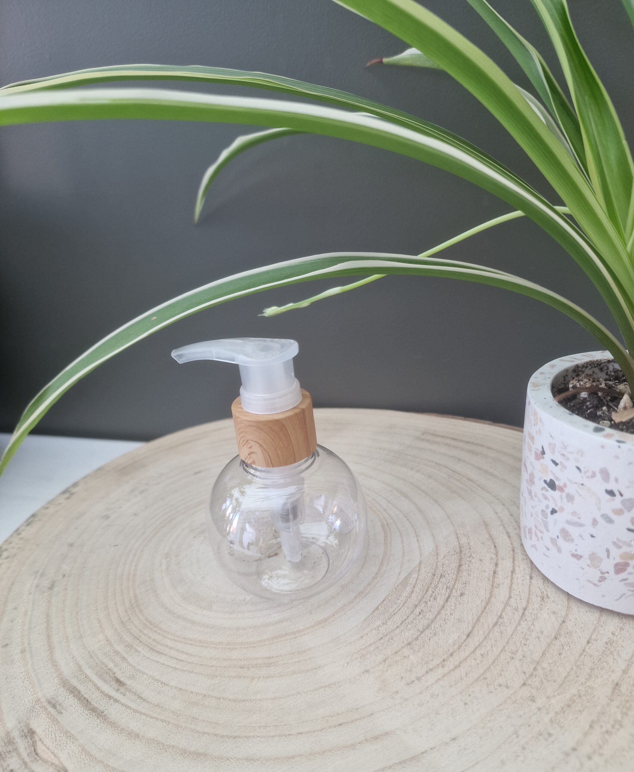 Zeepdispencer bol (90ml) houten pomp